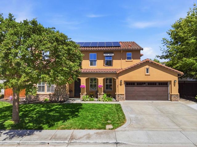 16815 Cabernet Circle, Morgan Hill, CA 95037