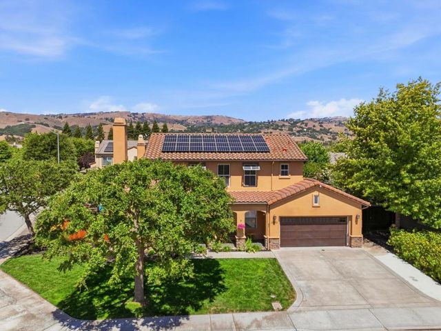 16815 Cabernet Circle, Morgan Hill, CA 95037