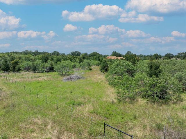 10482 County Road 276, Somerville, TX 77879