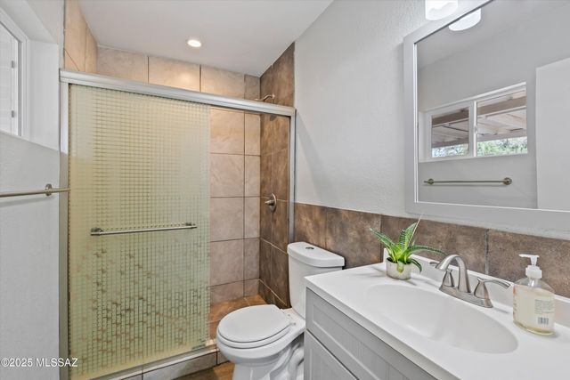 4055 E 1st Street, Tucson, AZ 85711