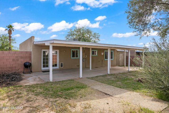4055 E 1st Street, Tucson, AZ 85711