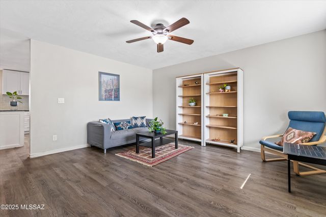 4055 E 1st Street, Tucson, AZ 85711