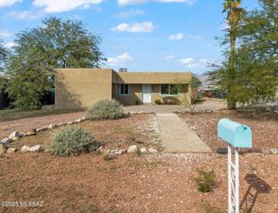 4055 E 1st Street, Tucson, AZ 85711