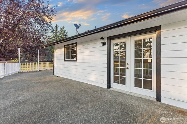 41926 212th Avenue SE, Enumclaw, WA 98022