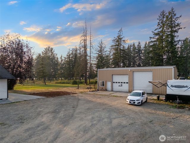41926 212th Avenue SE, Enumclaw, WA 98022