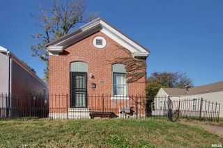 1129 N 10TH Street, Quincy, IL 62301
