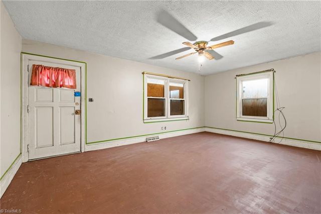 2524 Patrick Avenue, Winston-salem, NC 27105