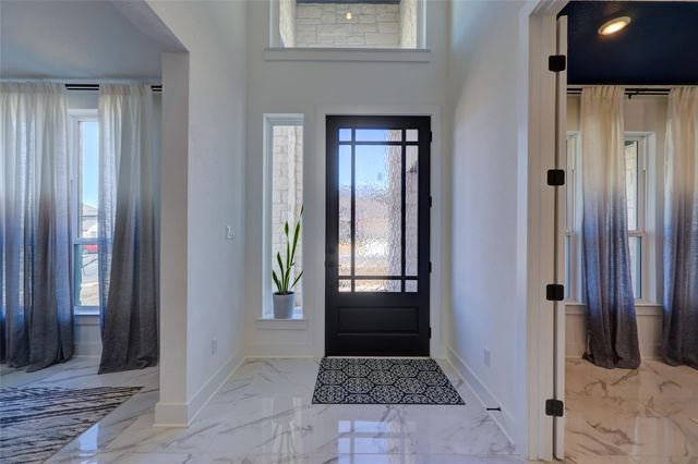 579 Jackson River LOOP, Kyle, TX 78640