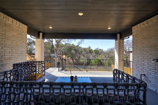 579 Jackson River LOOP, Kyle, TX 78640