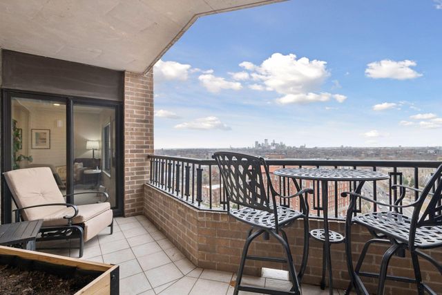 2950 Dean Parkway 1902, Minneapolis, MN 55416