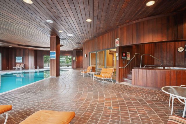 2950 Dean Parkway 1902, Minneapolis, MN 55416