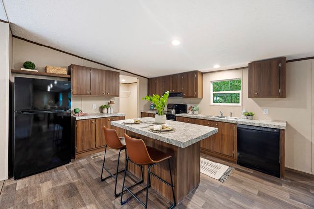 6164 Smith Road, Ravenel, SC 29470
