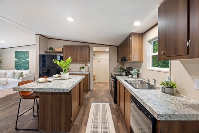 6164 Smith Road, Ravenel, SC 29470