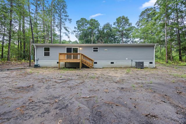6164 Smith Road, Ravenel, SC 29470