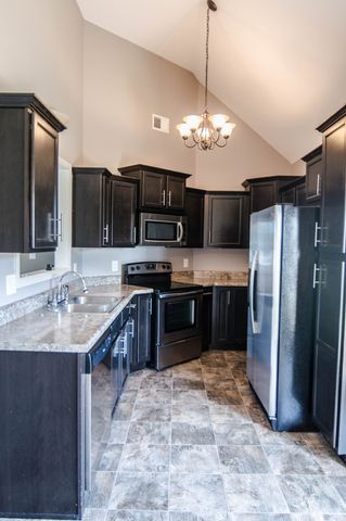 591 Kicker Court, Clarksville, TN 37040