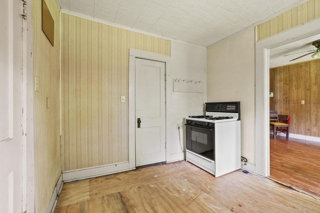 217 W 7th Street, Bonham, TX 75418