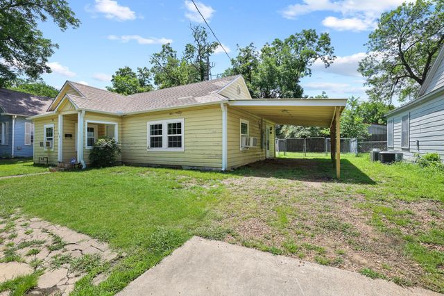 217 W 7th Street, Bonham, TX 75418