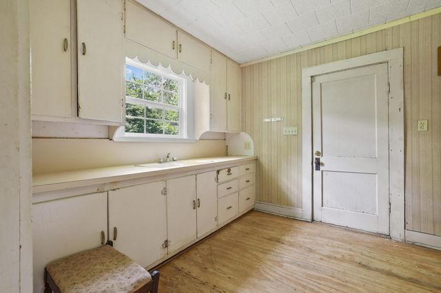 217 W 7th Street, Bonham, TX 75418