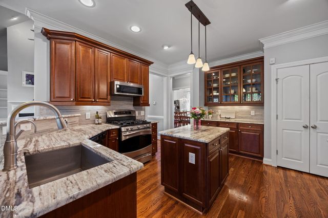 8505 Mangum Hollow Drive, Wake Forest, NC 27587