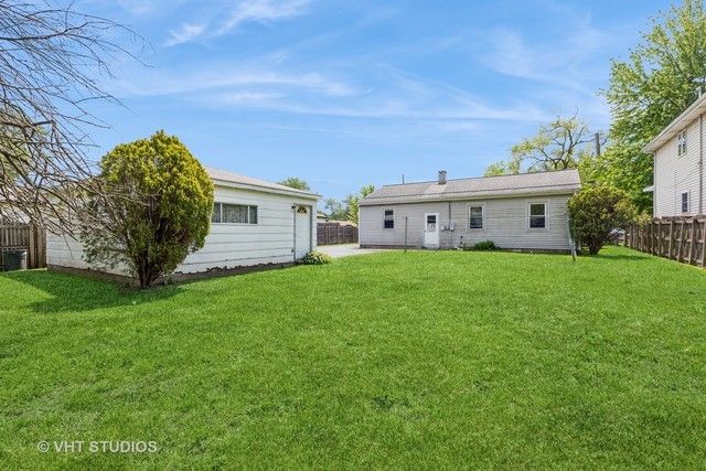 5028 156th Street, Oak Forest, IL 60452