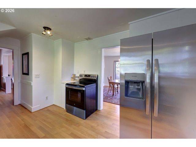 1244 GRAND Ave, Astoria, OR 97103