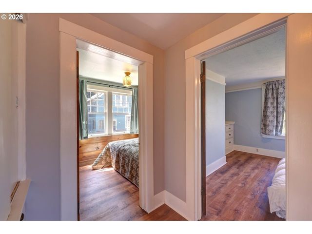 1244 GRAND Ave, Astoria, OR 97103