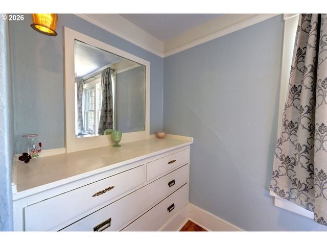 1244 GRAND Ave, Astoria, OR 97103