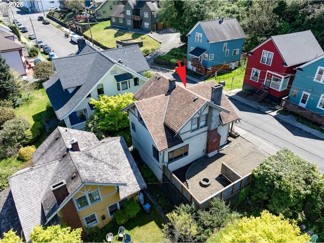 1244 GRAND Ave, Astoria, OR 97103
