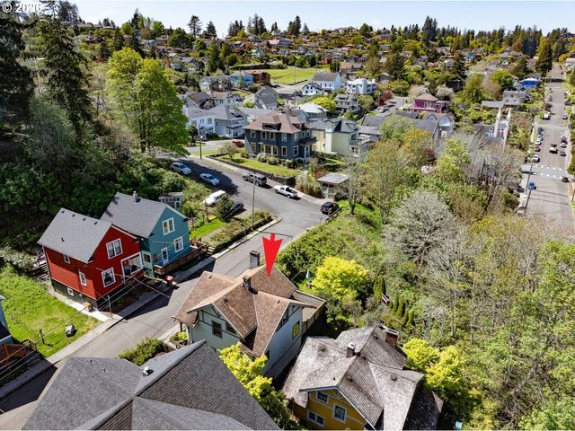 1244 GRAND Ave, Astoria, OR 97103