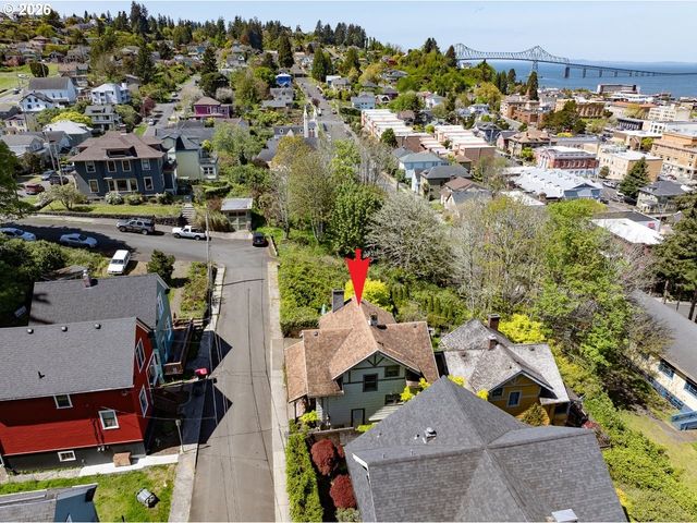 1244 GRAND Ave, Astoria, OR 97103