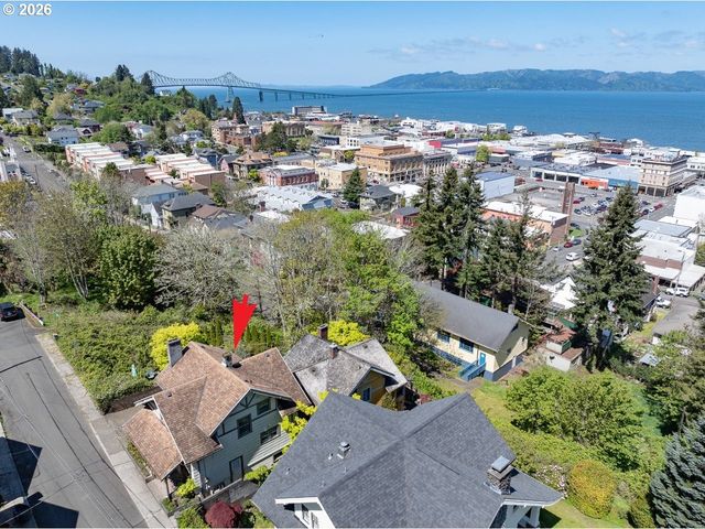 1244 GRAND Ave, Astoria, OR 97103