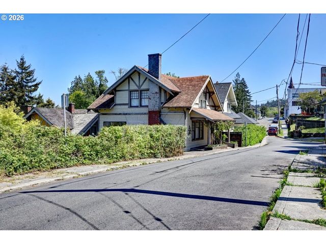 1244 GRAND Ave, Astoria, OR 97103