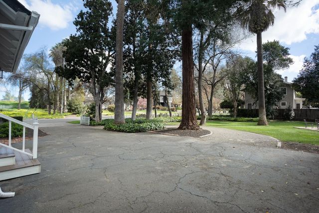 422 2nd St, Yuba City, CA 95991