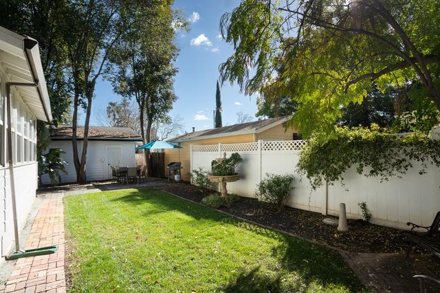 422 2nd St, Yuba City, CA 95991