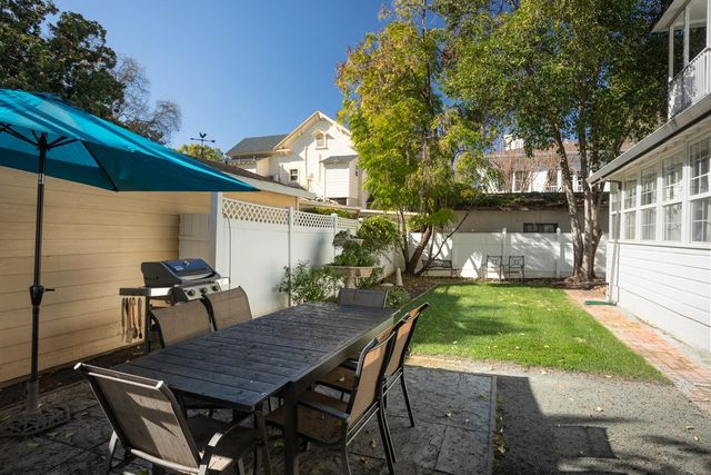 422 2nd St, Yuba City, CA 95991