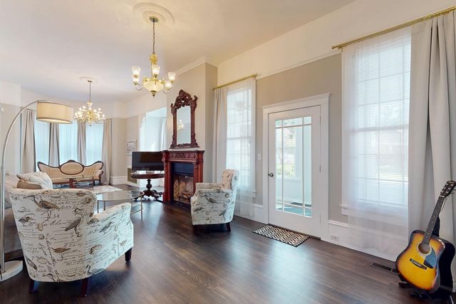 422 2nd St, Yuba City, CA 95991