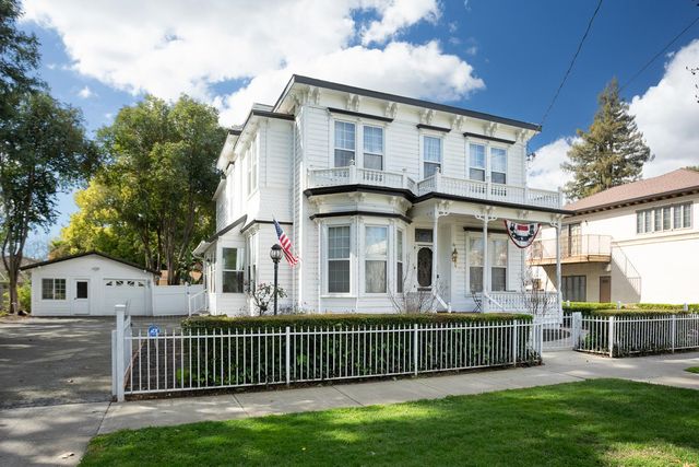 422 2nd St, Yuba City, CA 95991