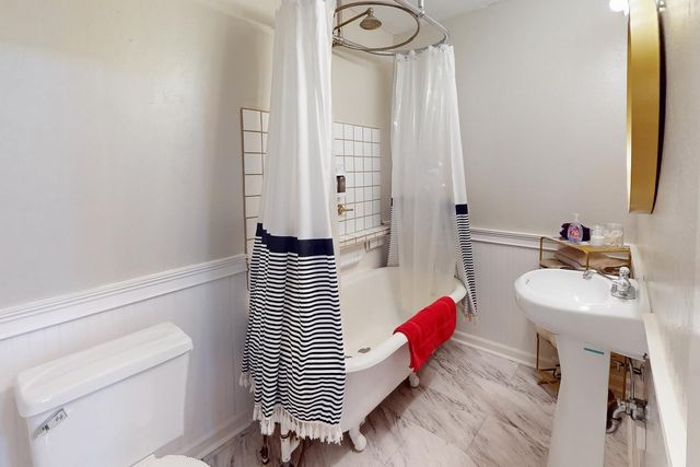 422 2nd St, Yuba City, CA 95991