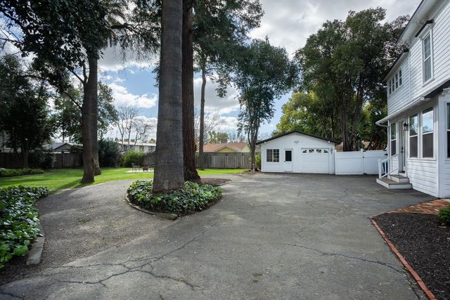 422 2nd St, Yuba City, CA 95991