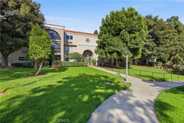 3421 Calle Azul 1F, Laguna Woods, CA 92637