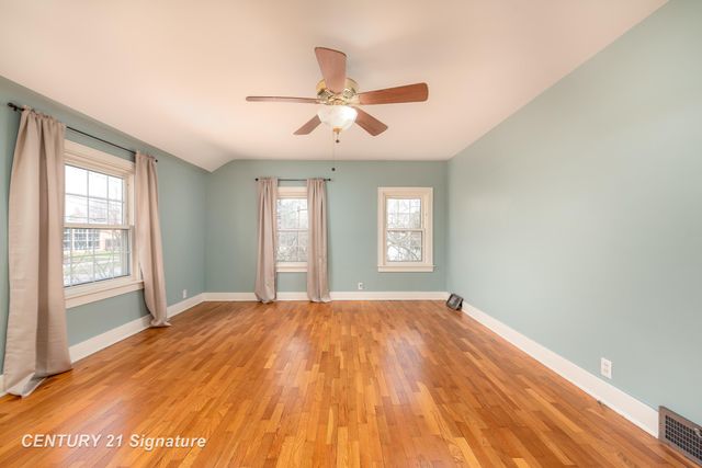 823 W Superior Street, Alma, MI 48801