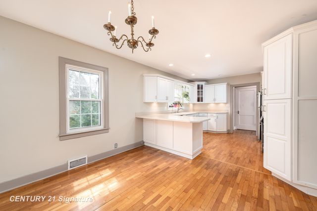 823 W Superior Street, Alma, MI 48801
