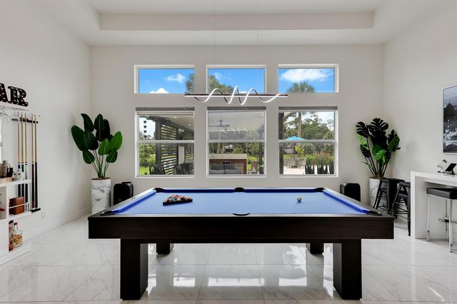 142 Brynhurst Court, West Palm Beach, FL 33413