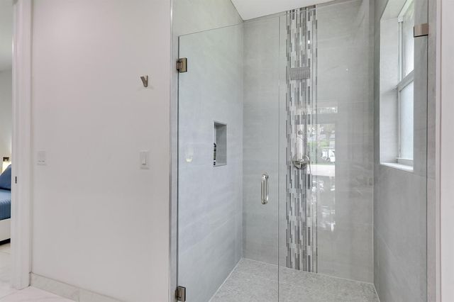 142 Brynhurst Court, West Palm Beach, FL 33413