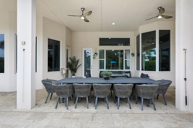 142 Brynhurst Court, West Palm Beach, FL 33413