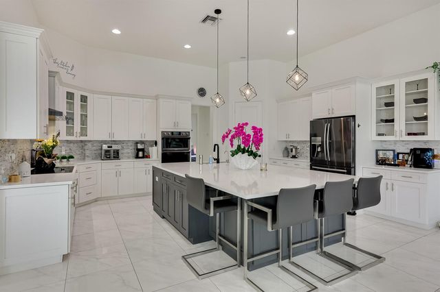 142 Brynhurst Court, West Palm Beach, FL 33413