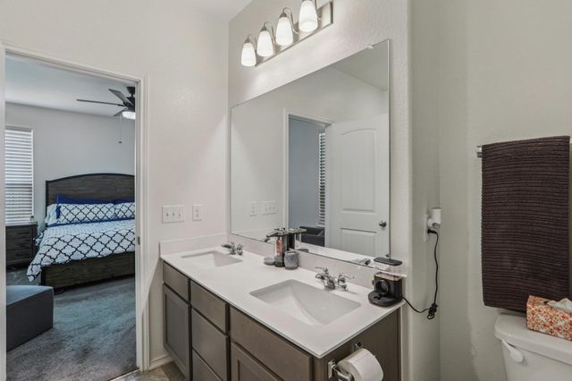 657 Bailey Park DR, Jarrell, TX 76537