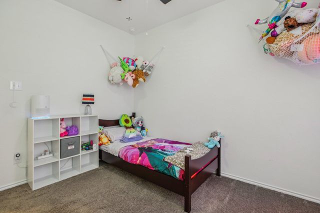 657 Bailey Park DR, Jarrell, TX 76537