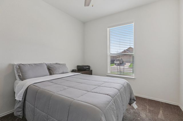 657 Bailey Park DR, Jarrell, TX 76537