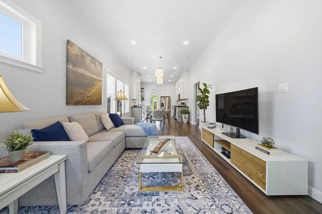 304 E Empire Street, San Jose, CA 95112